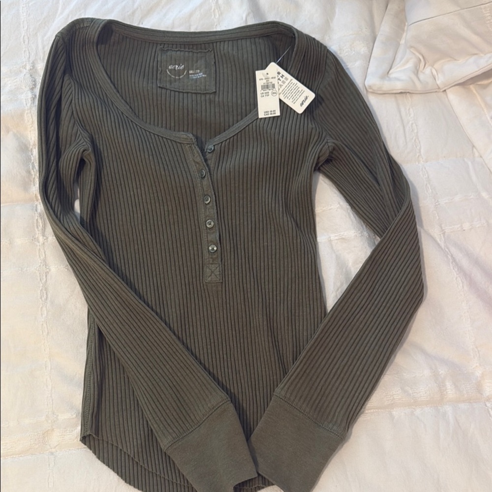 Aerie Green Ribbed Button Down Shirt